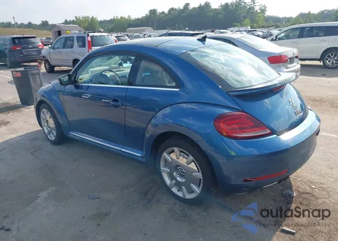 2019 Volkswagen Beetle 2.0T Se z USA, uszkodzony, nr VIN 3VWJD7AT4KM719372